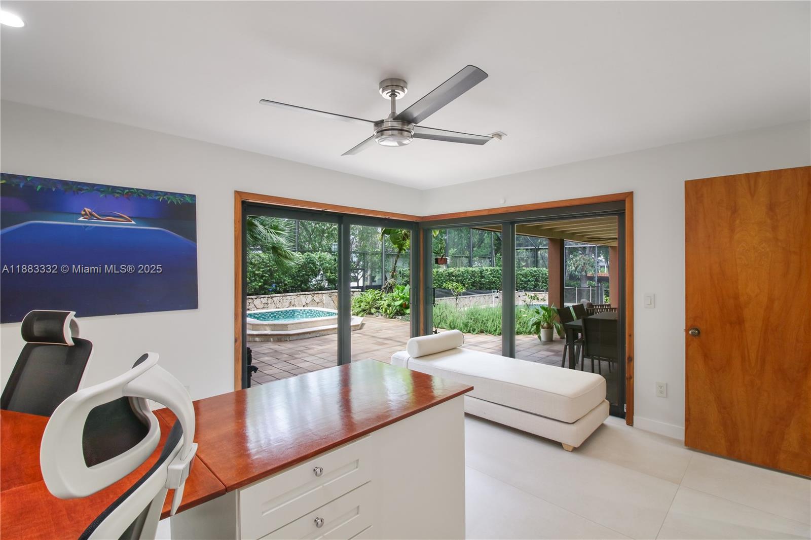 8120 SW 182nd St Palmetto Bay, FL 33157