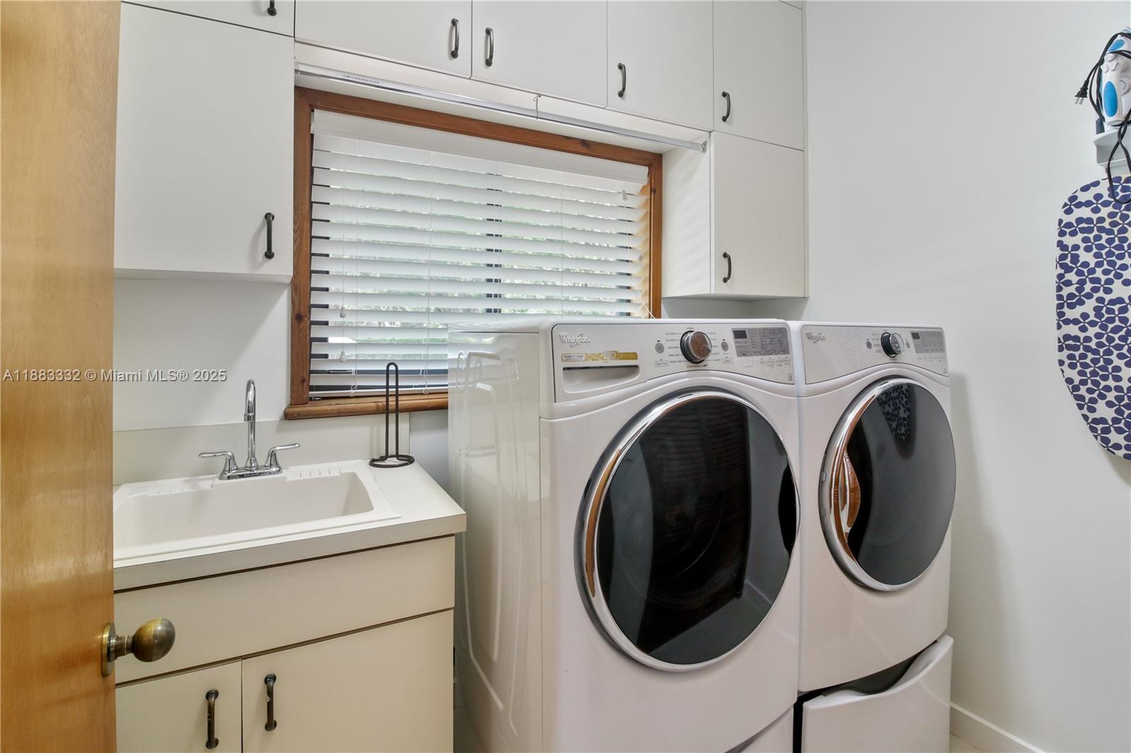 8120 SW 182nd St Palmetto Bay, FL 33157