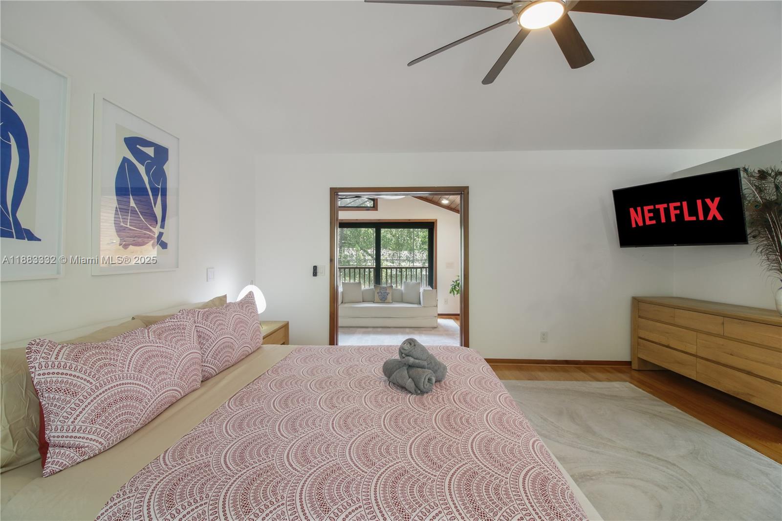 8120 SW 182nd St Palmetto Bay, FL 33157