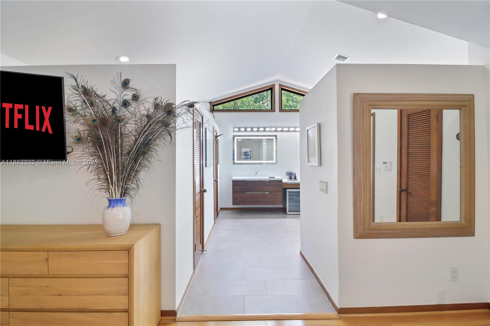 8120 SW 182nd St Palmetto Bay, FL 33157