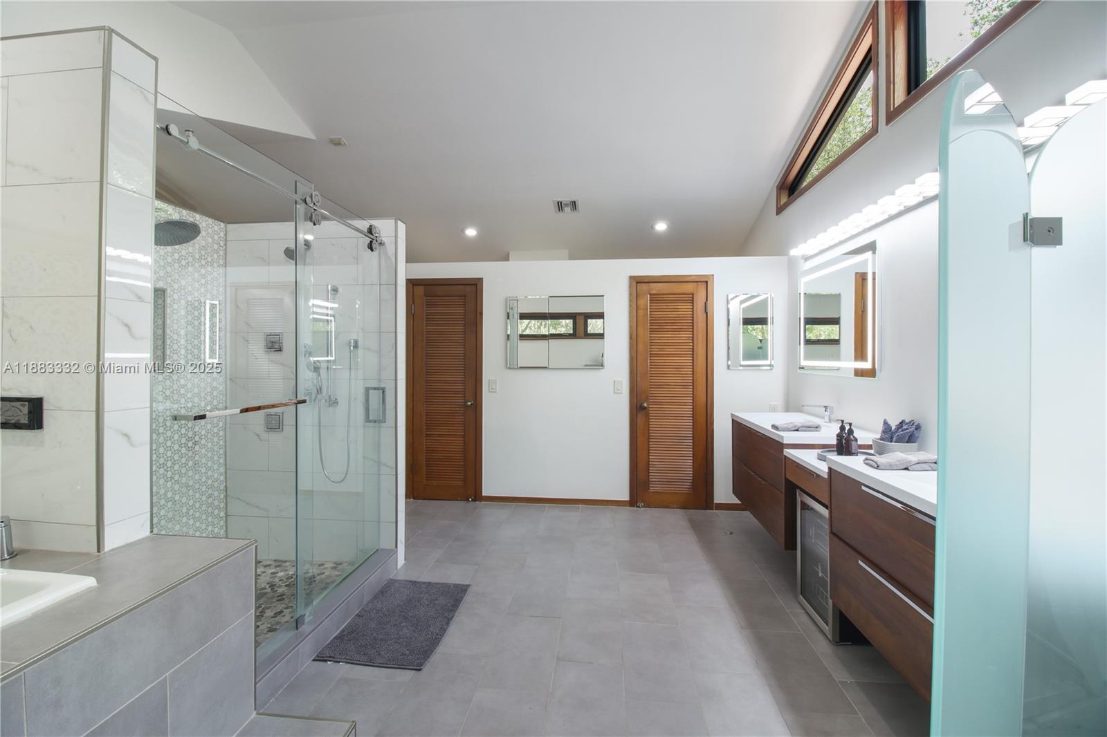 8120 SW 182nd St Palmetto Bay, FL 33157