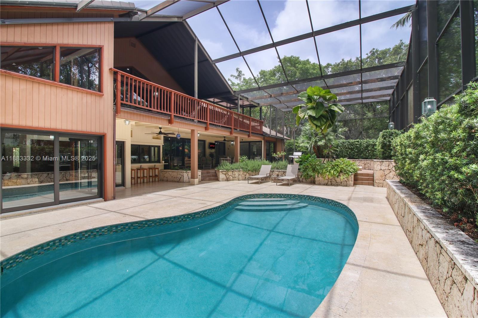 8120 SW 182nd St Palmetto Bay, FL 33157