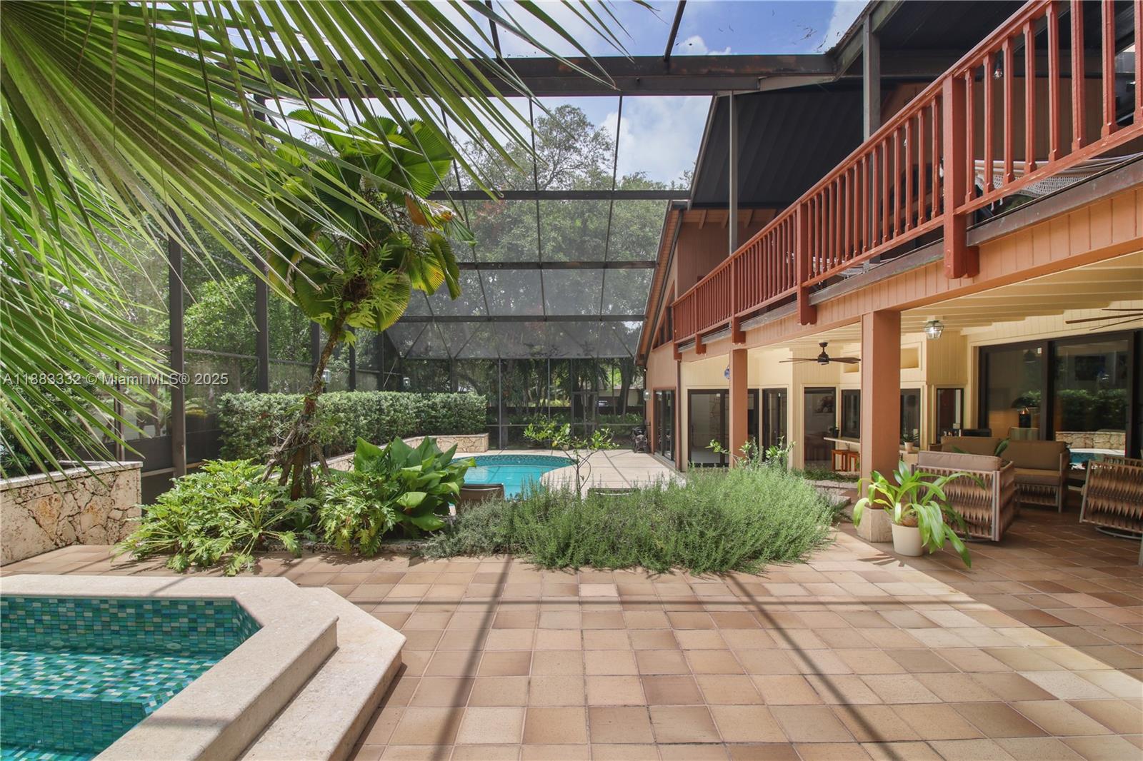 8120 SW 182nd St Palmetto Bay, FL 33157