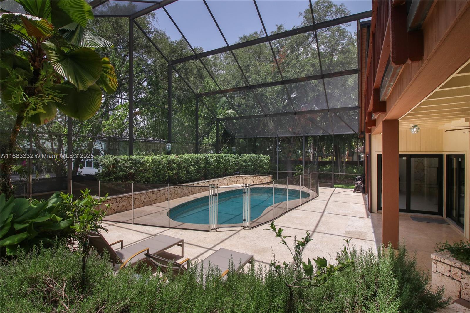 8120 SW 182nd St Palmetto Bay, FL 33157