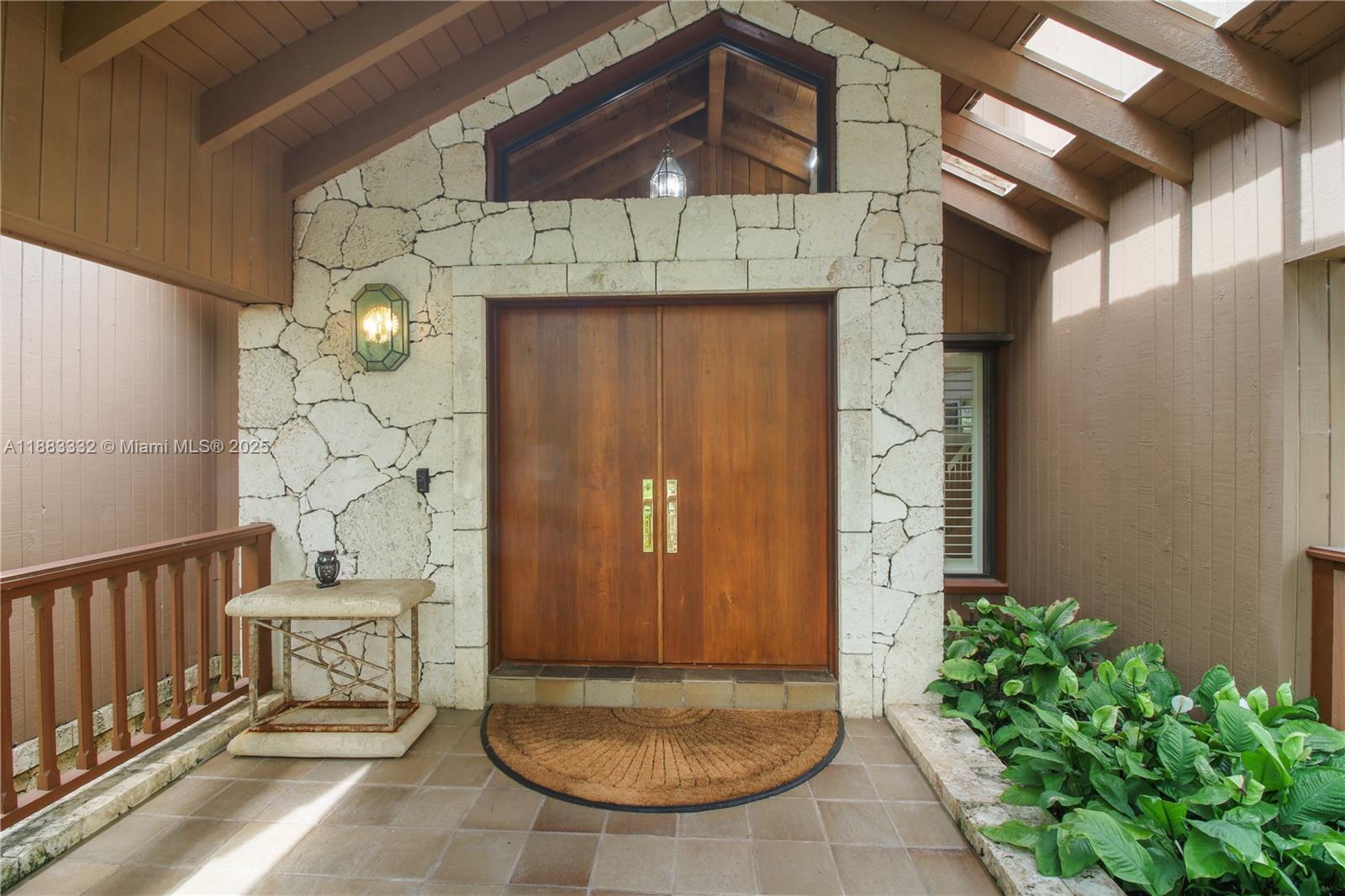 8120 SW 182nd St Palmetto Bay, FL 33157