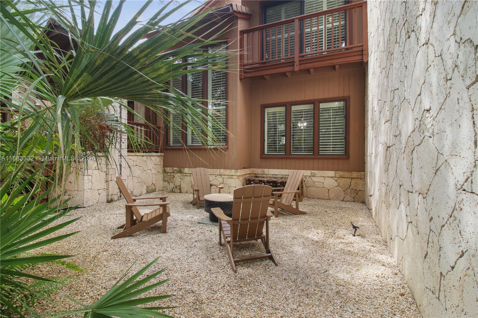 8120 SW 182nd St Palmetto Bay, FL 33157