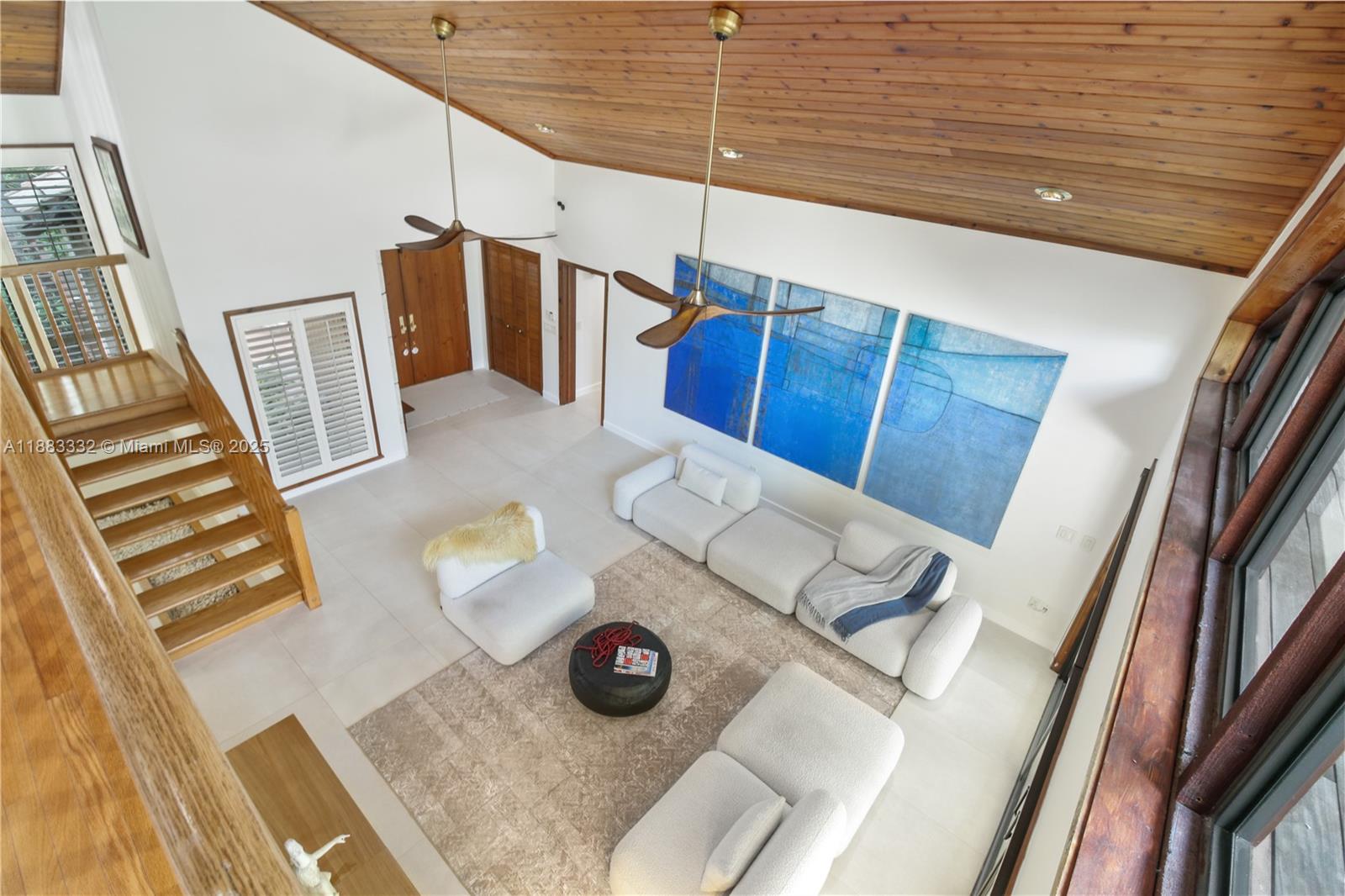 8120 SW 182nd St Palmetto Bay, FL 33157