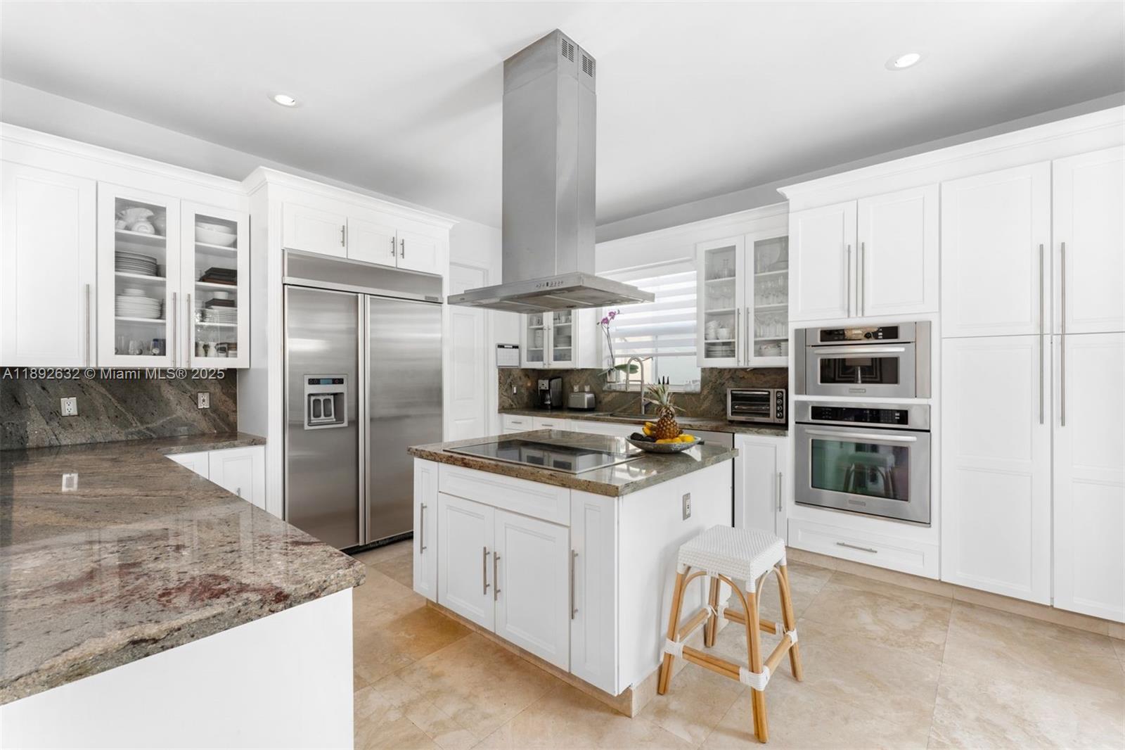 2143 N Bay Rd Miami Beach, FL 33140