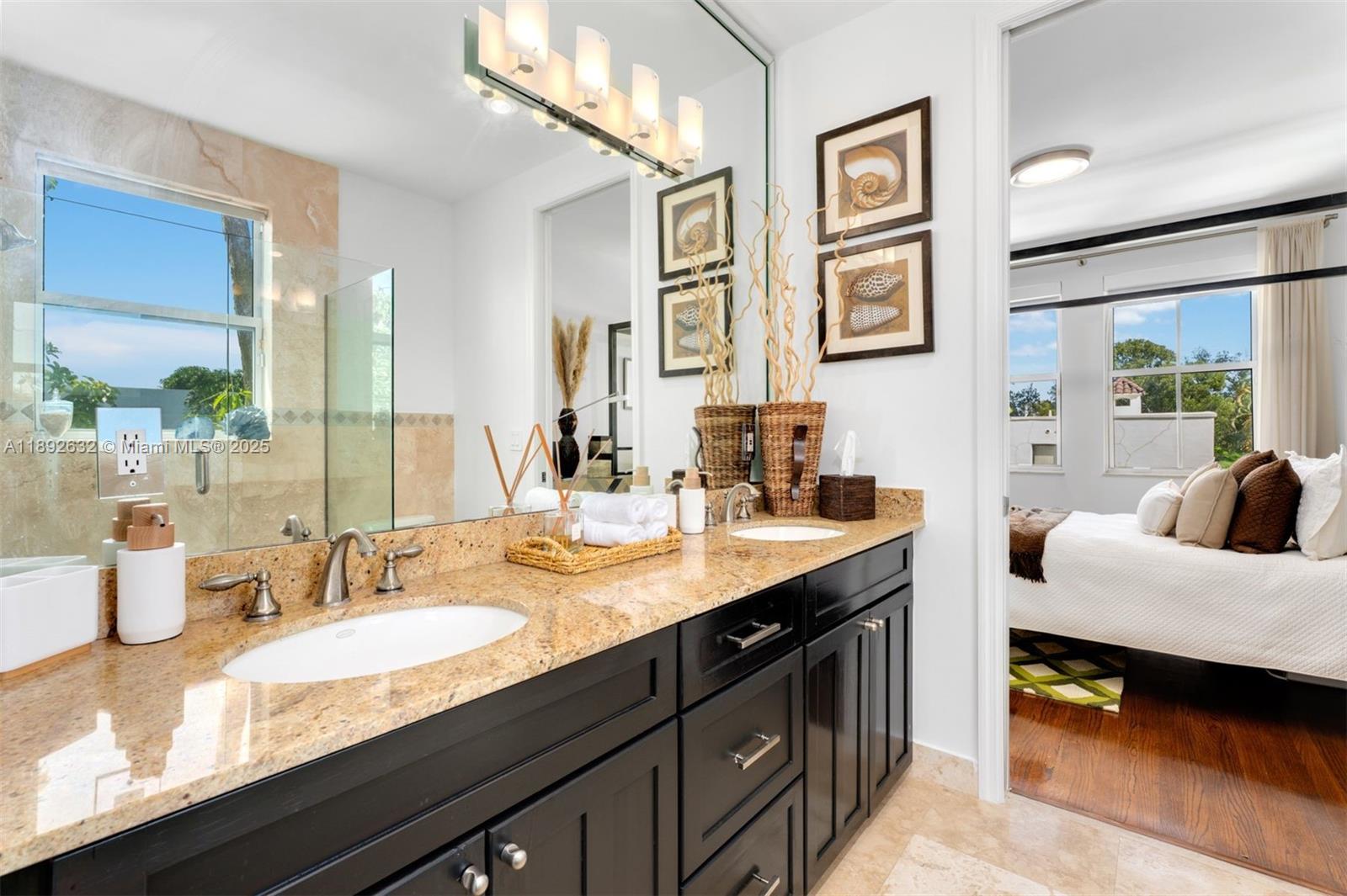 2143 N Bay Rd Miami Beach, FL 33140