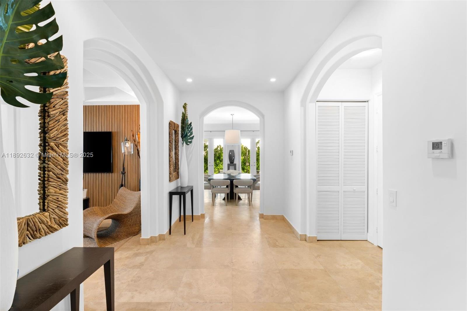 2143 N Bay Rd Miami Beach, FL 33140