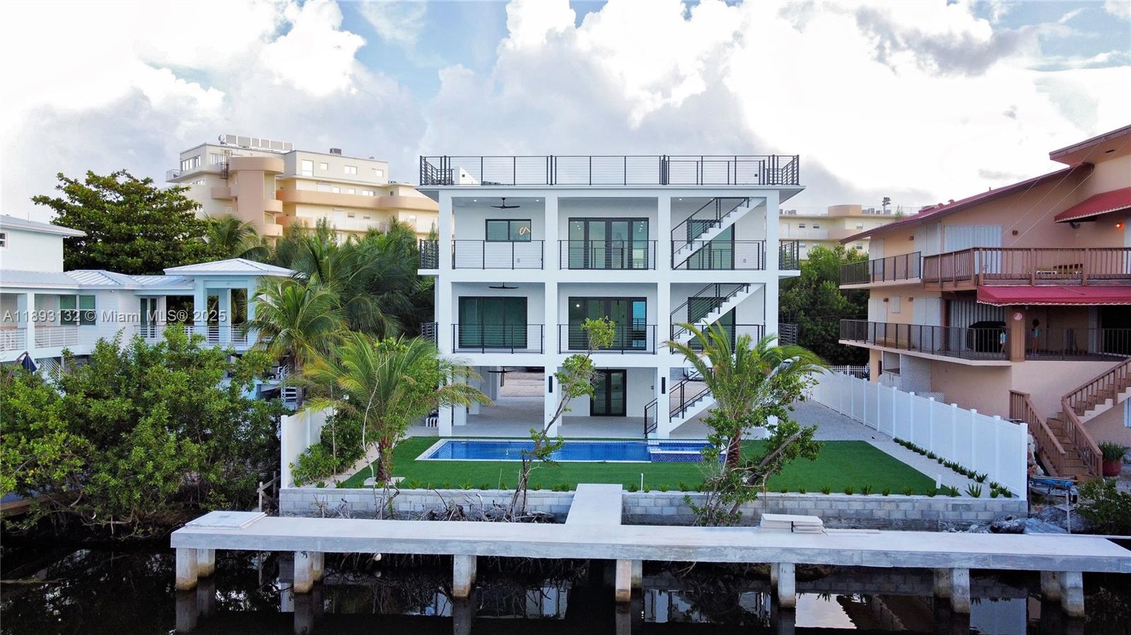 191 Fontaine Dr Tavernier, FL 33070