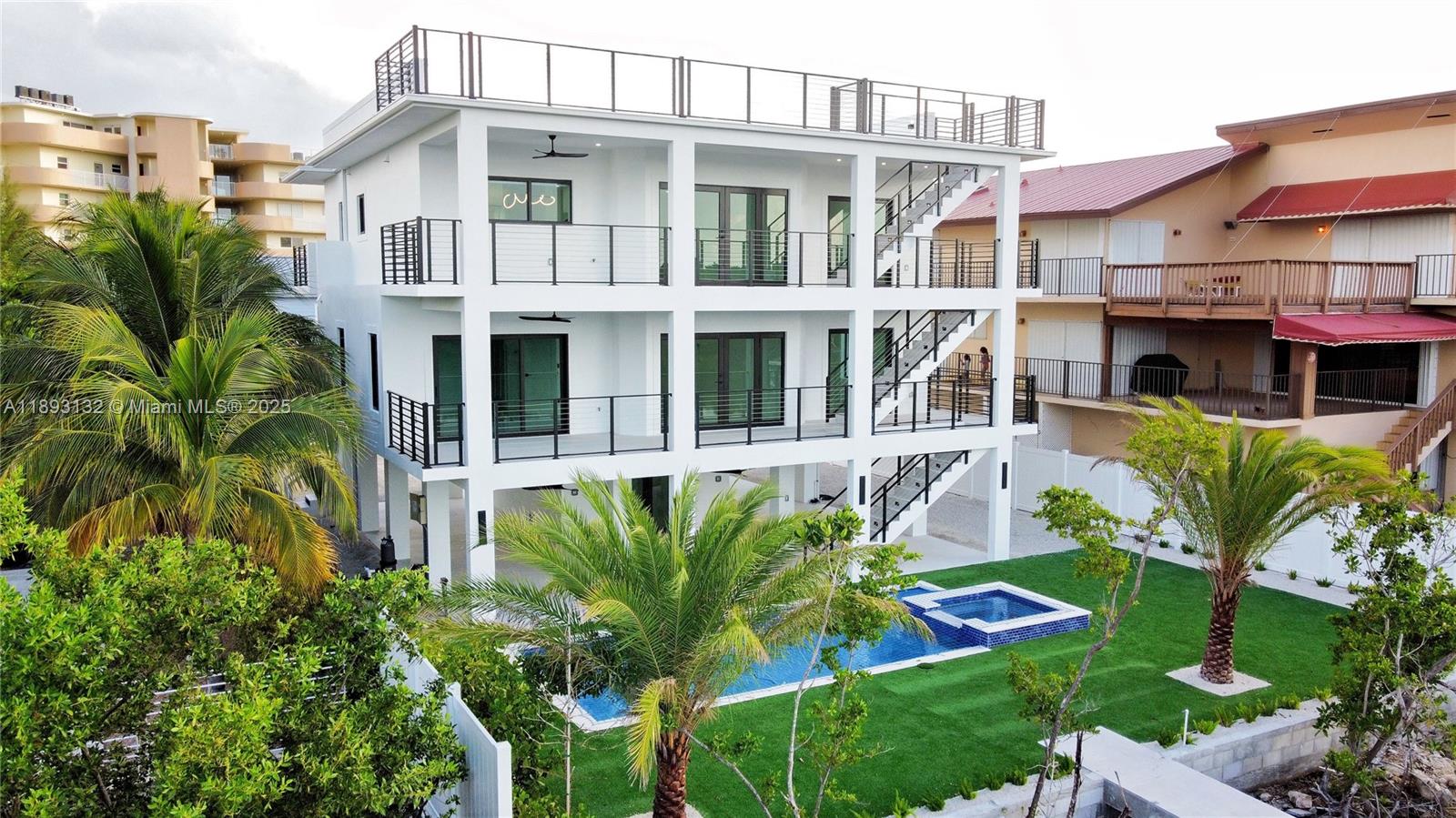 191 Fontaine Dr Tavernier, FL 33070