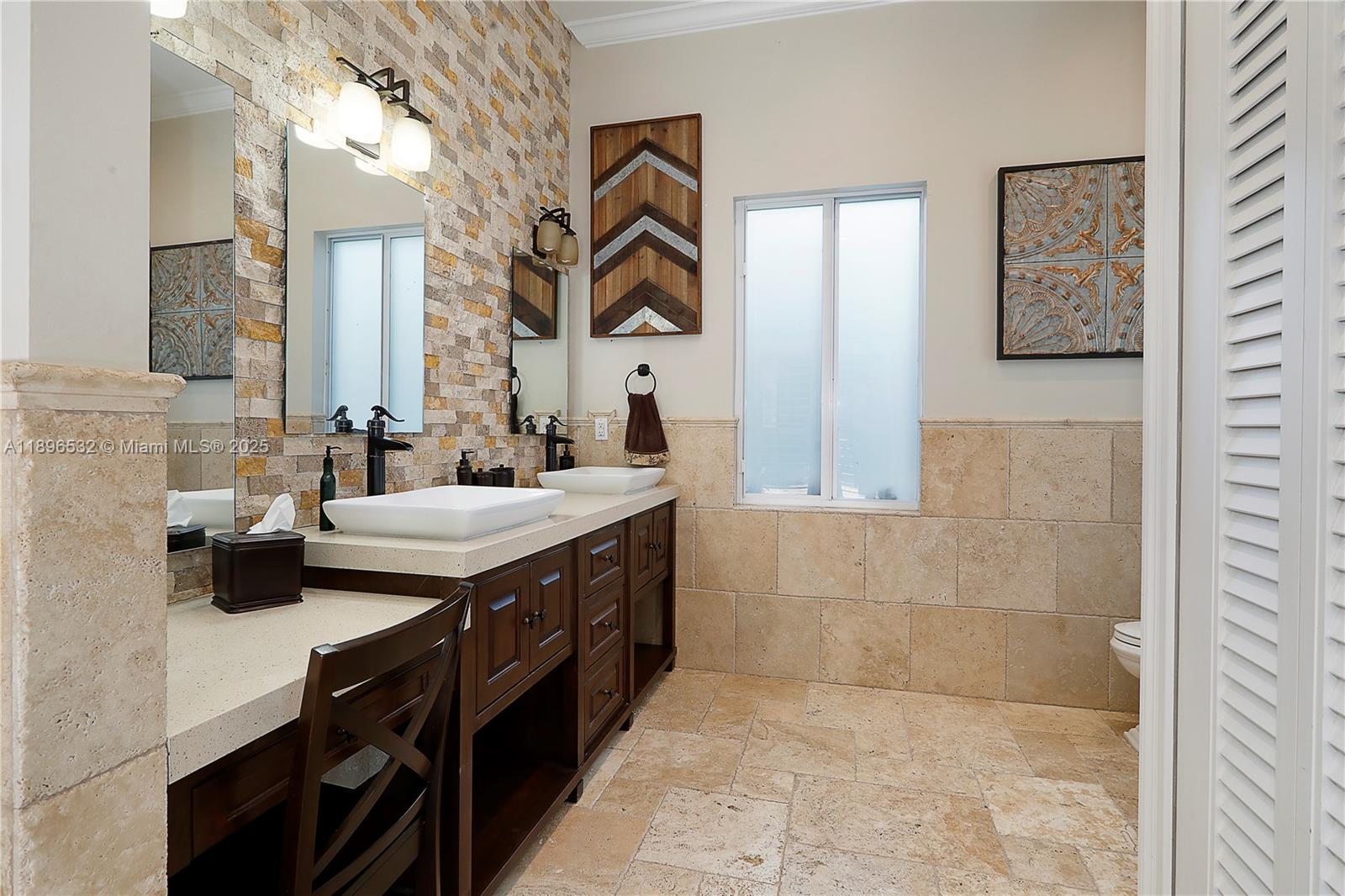 6461 SW 74th St South Miami, FL 33143