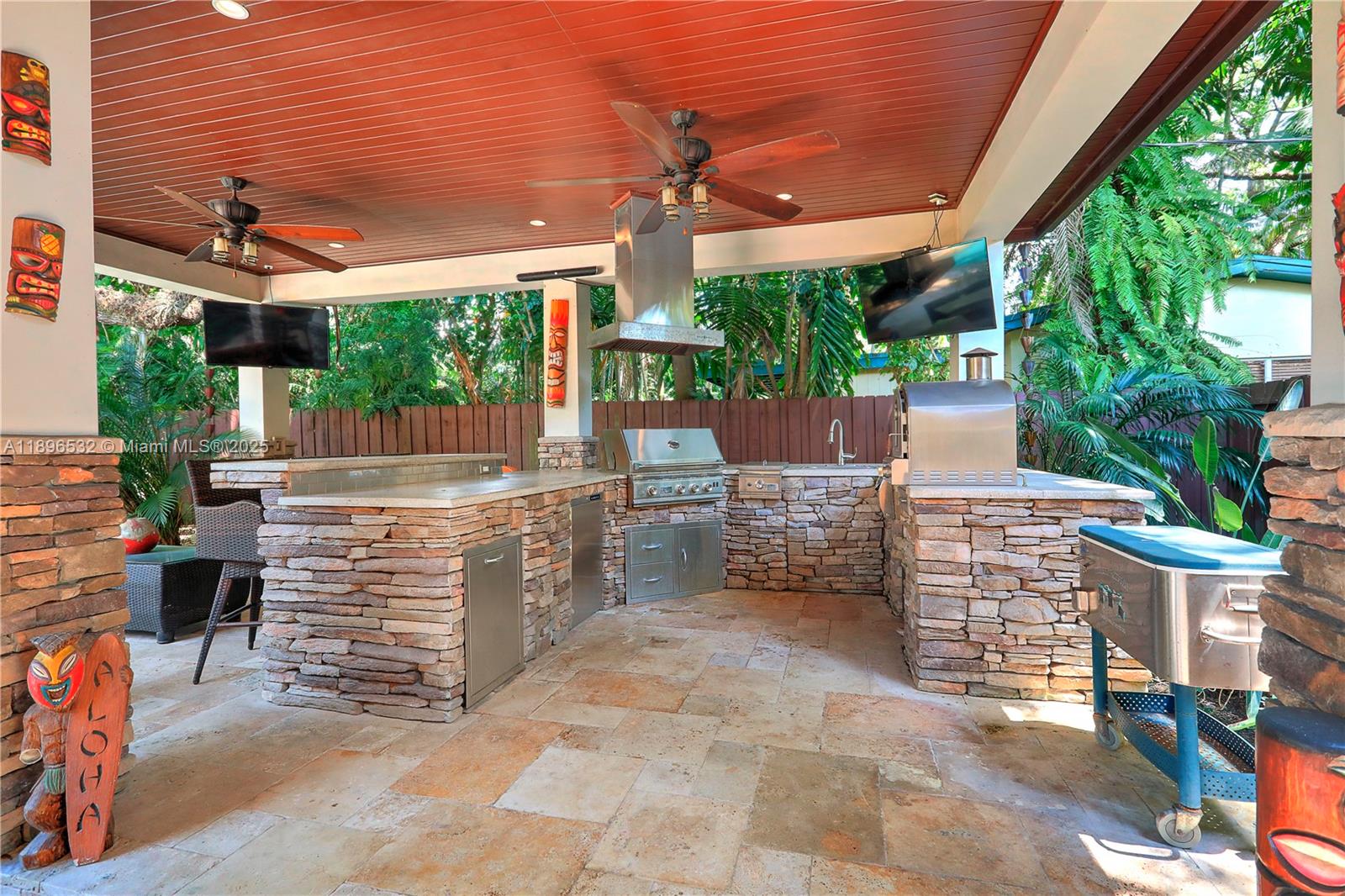 6461 SW 74th St South Miami, FL 33143