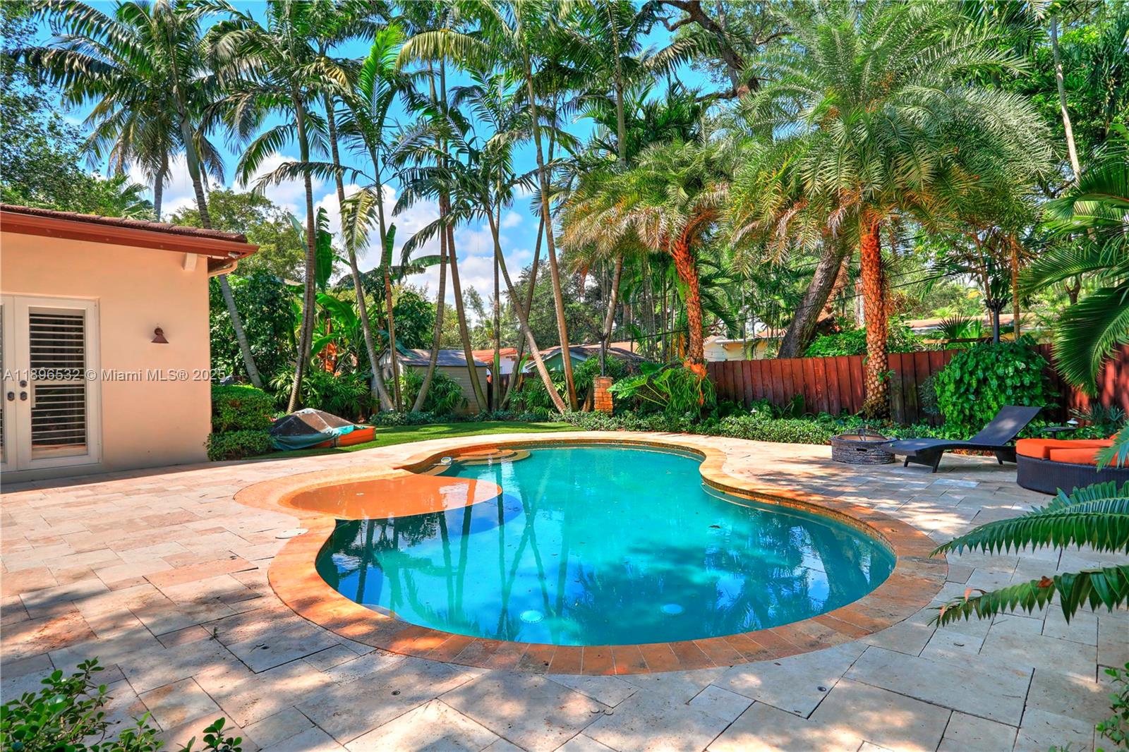 6461 SW 74th St South Miami, FL 33143