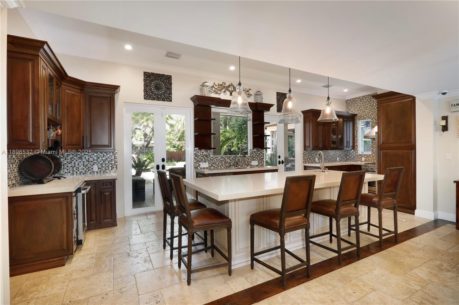 6461 SW 74th St South Miami, FL 33143