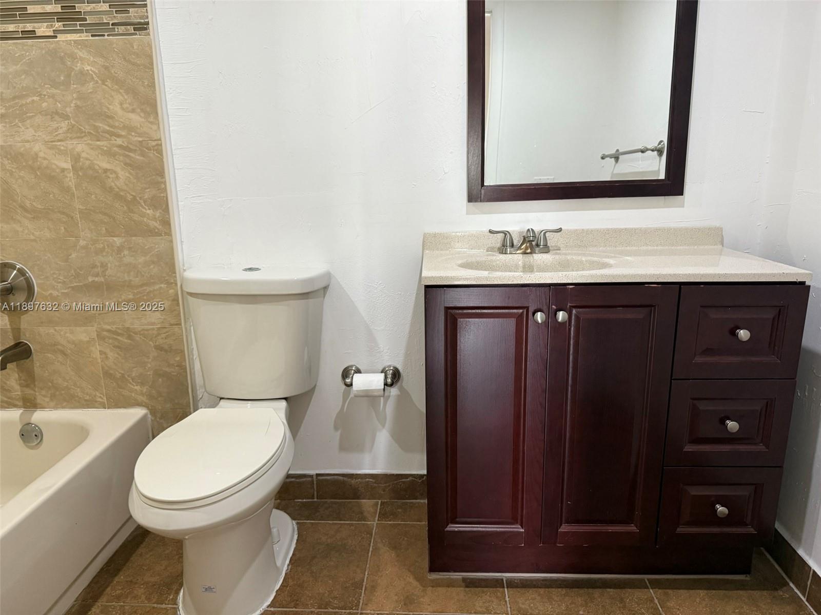 3860 NE 170th St #412 North Miami Beach, FL 33160