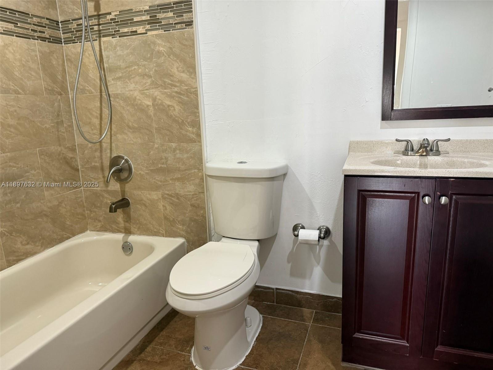 3860 NE 170th St #412 North Miami Beach, FL 33160