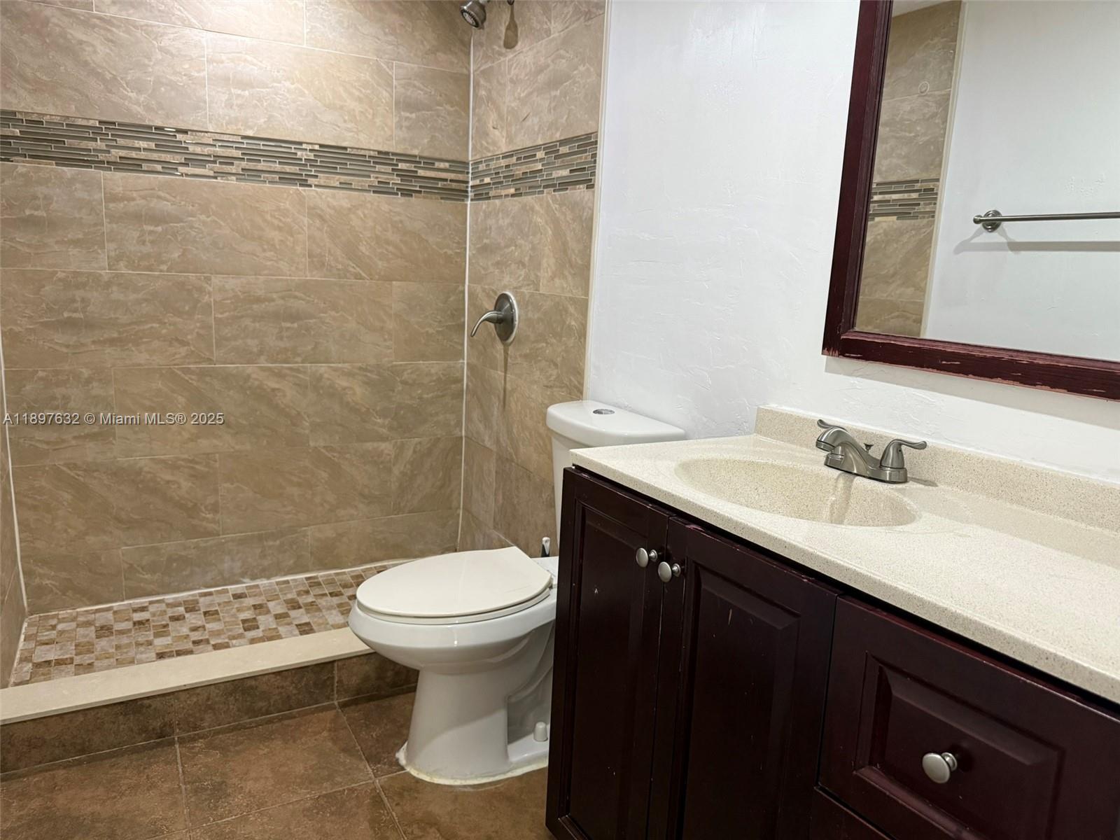 3860 NE 170th St #412 North Miami Beach, FL 33160