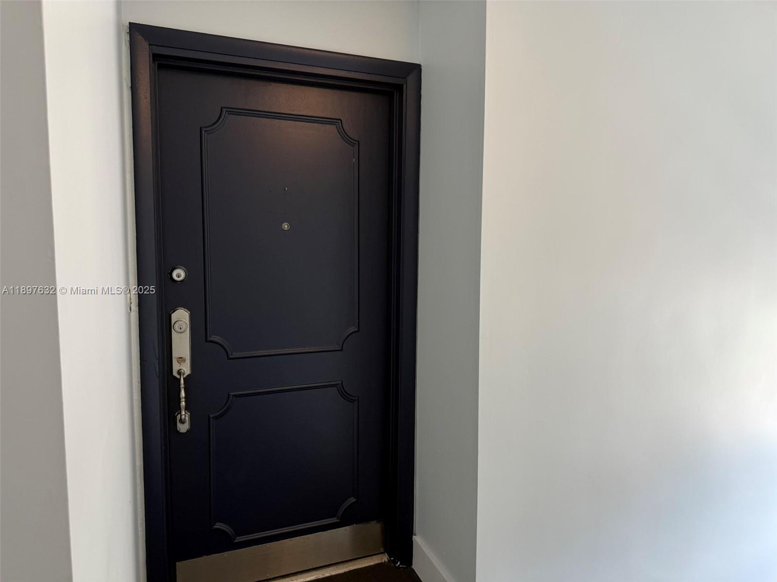 3860 NE 170th St #412 North Miami Beach, FL 33160