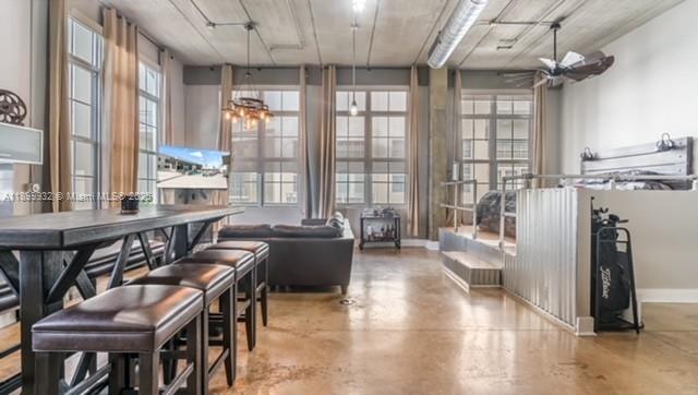 425 N Andrews Ave #406
