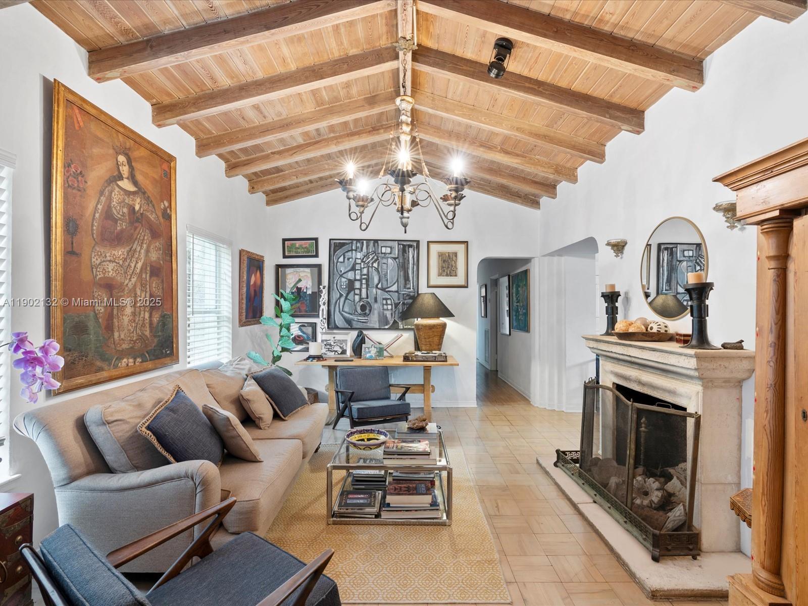 2700 SW 4th Ave Miami, FL 33129