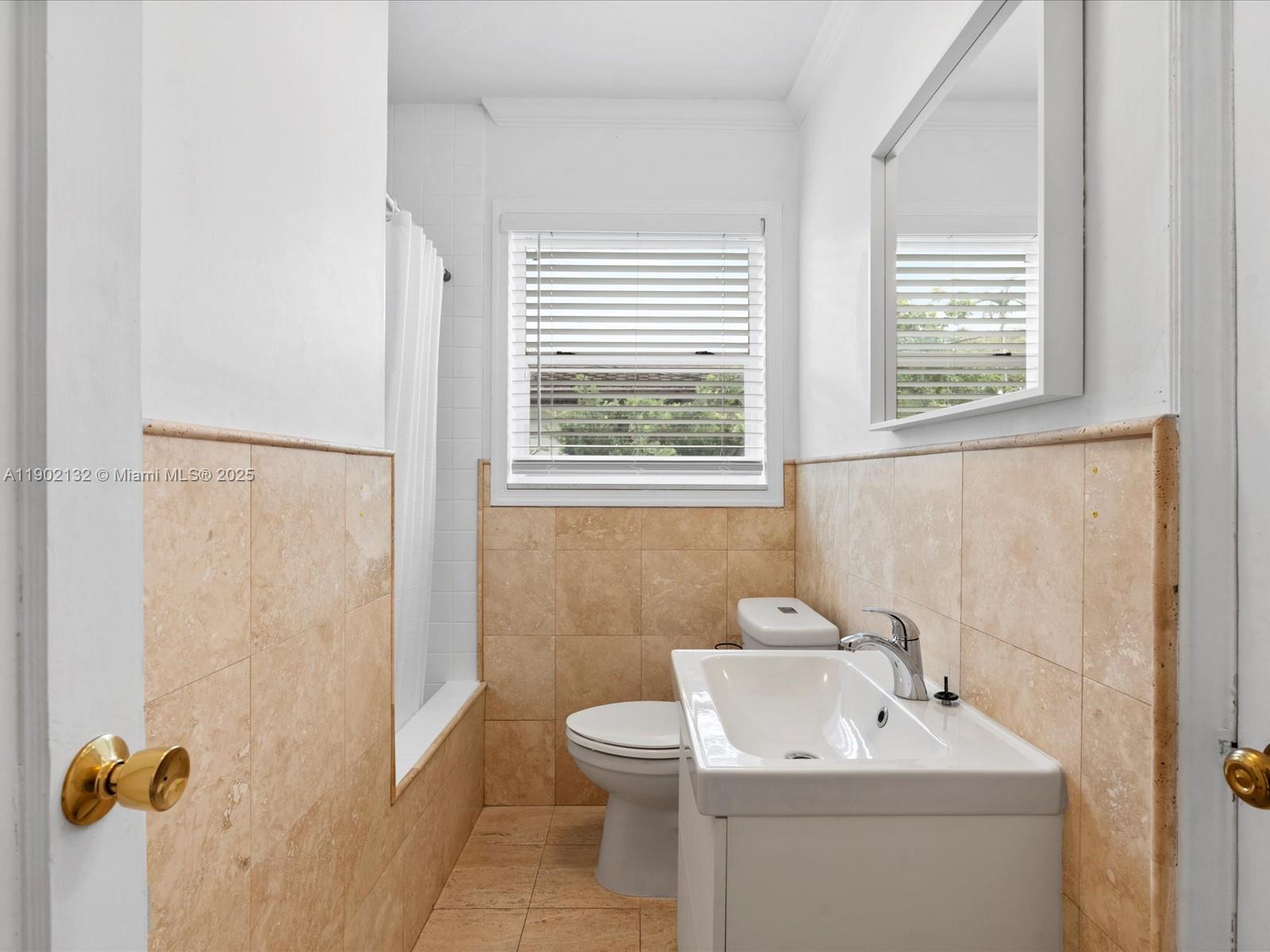 2700 SW 4th Ave Miami, FL 33129