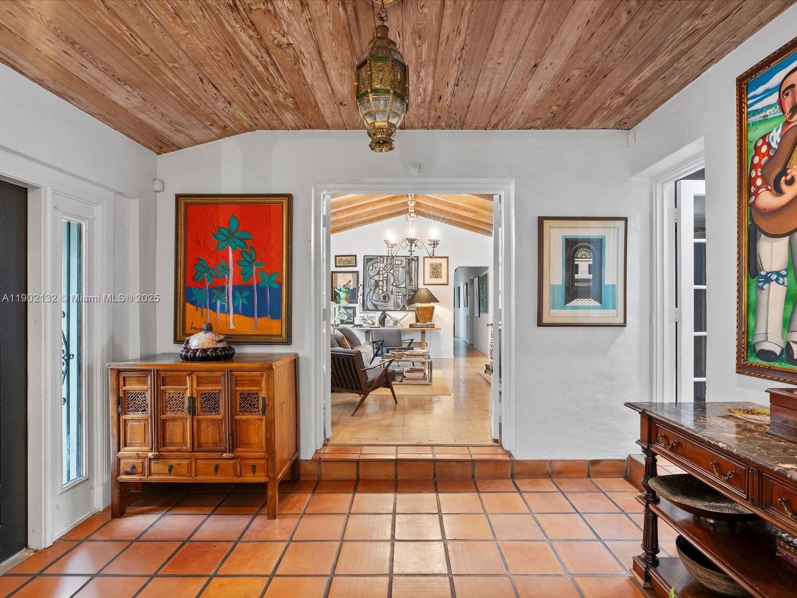 2700 SW 4th Ave Miami, FL 33129