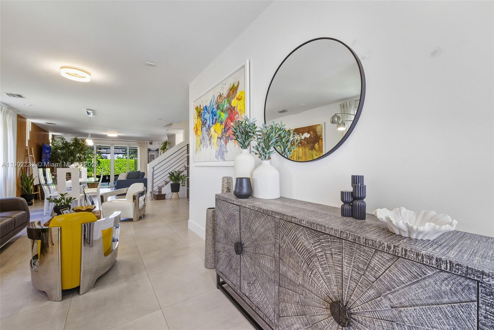 10359 NW 67th Ter Doral, FL 33178