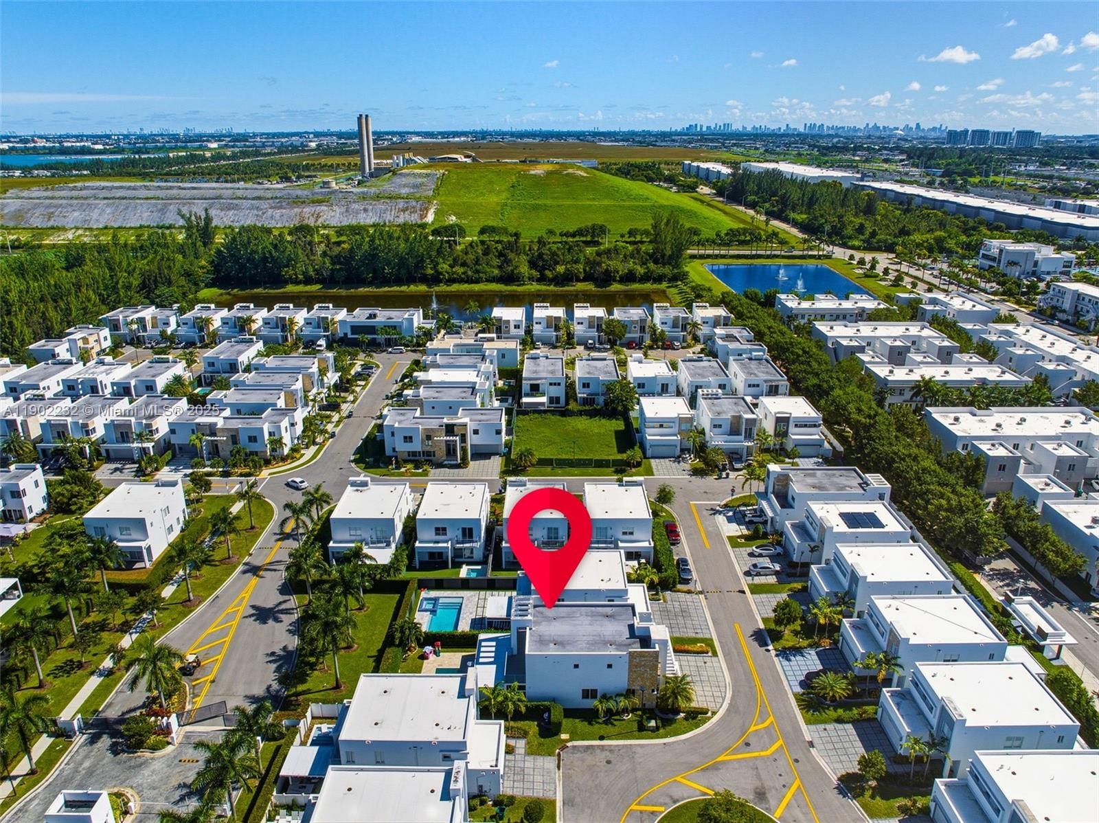 10359 NW 67th Ter Doral, FL 33178