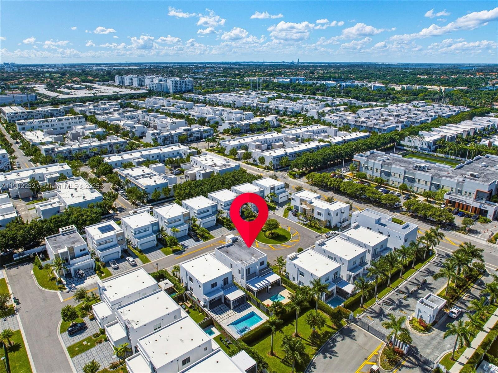 10359 NW 67th Ter Doral, FL 33178