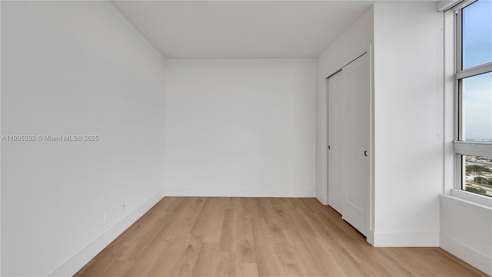 555 NE 34th St #701 Miami, FL 33137