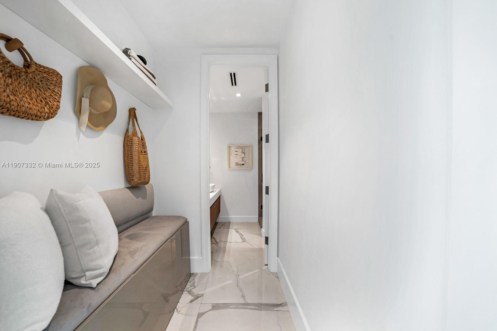 7845 Atlantic Way Miami Beach, FL 33141