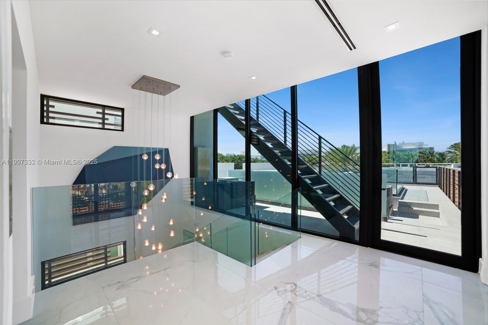 7845 Atlantic Way Miami Beach, FL 33141