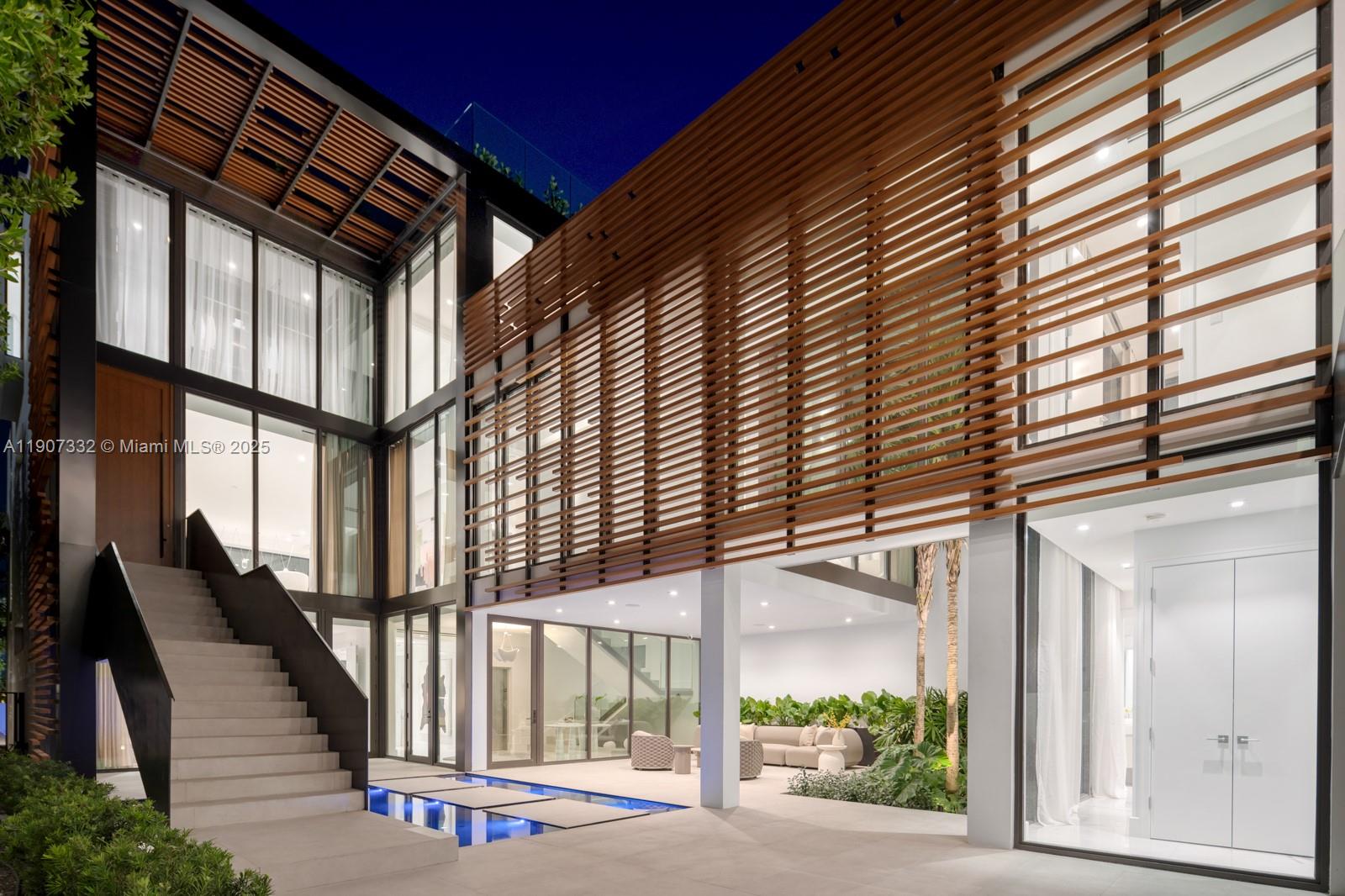 7845 Atlantic Way Miami Beach, FL 33141