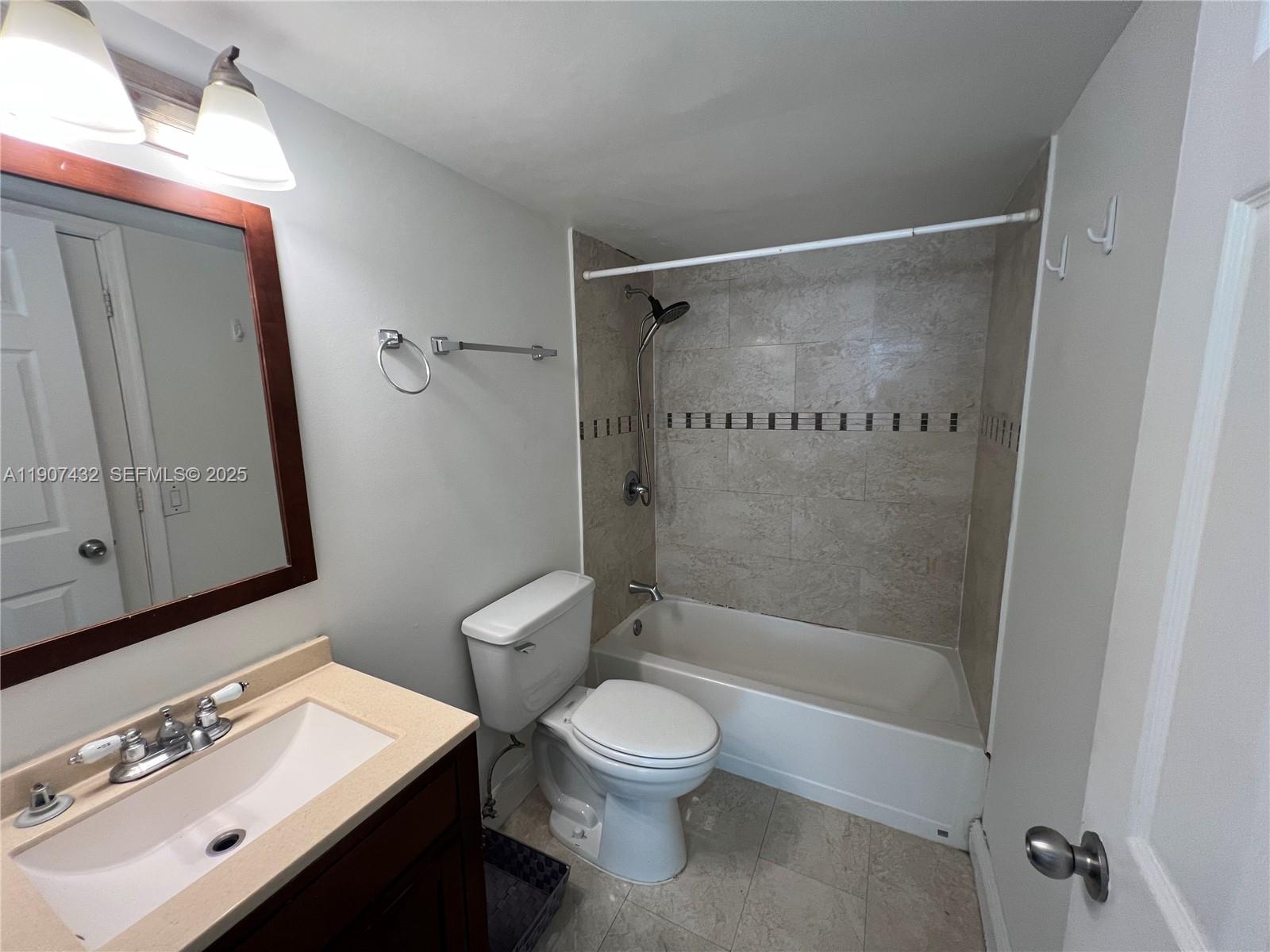345 Ocean Dr #209 Miami Beach, FL 33139