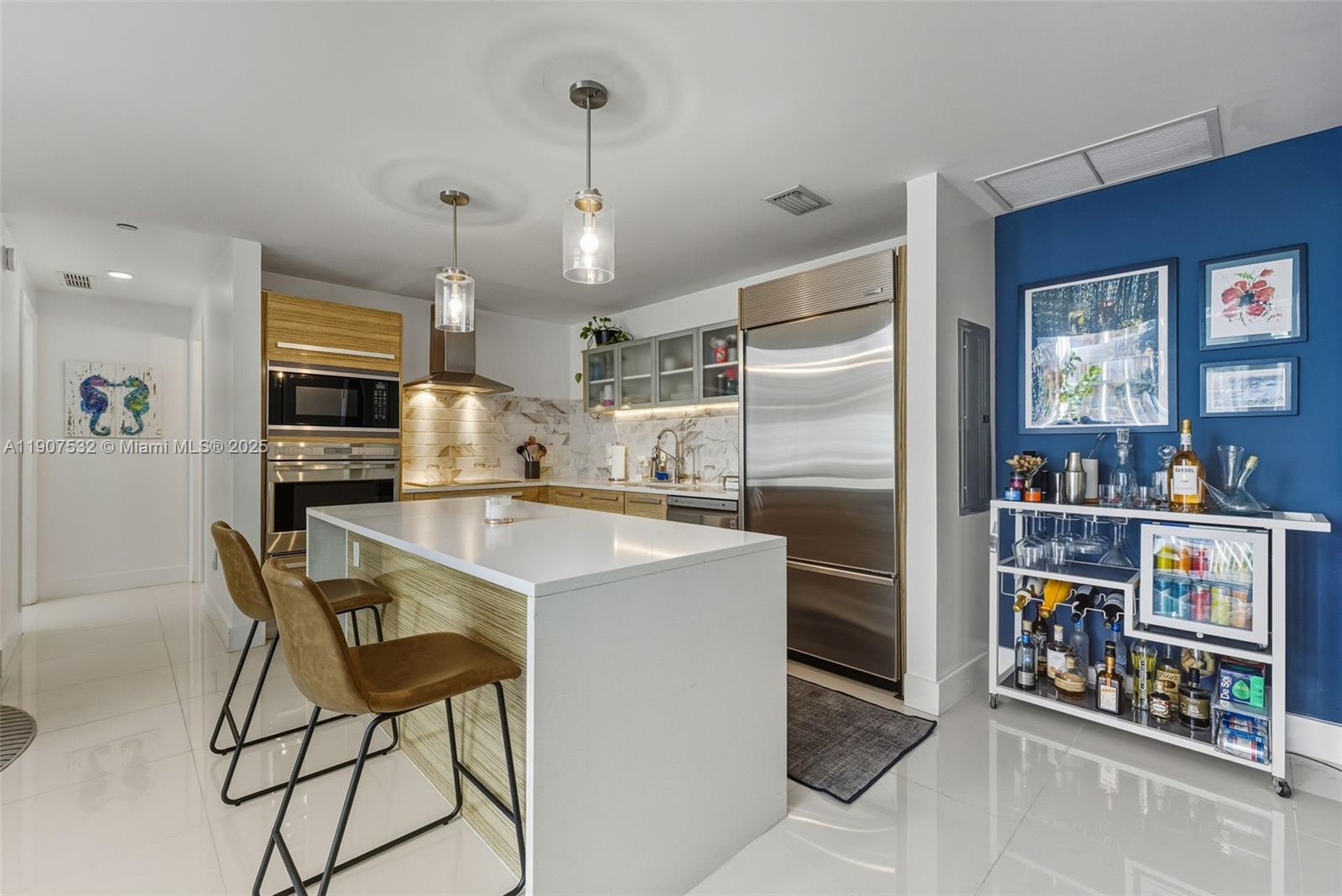 image Paramount Bay Condo10