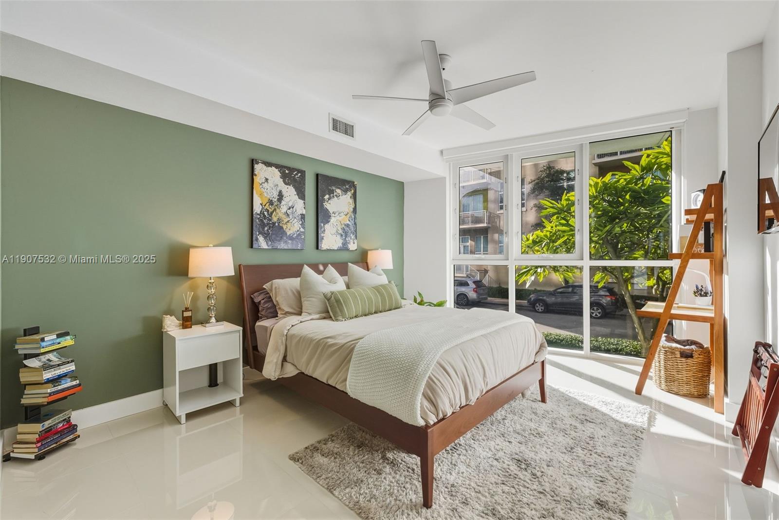 image Paramount Bay Condo15