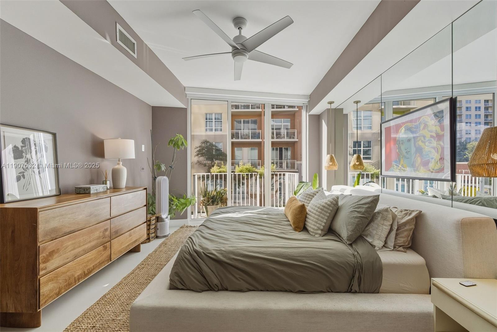 image Paramount Bay Condo27