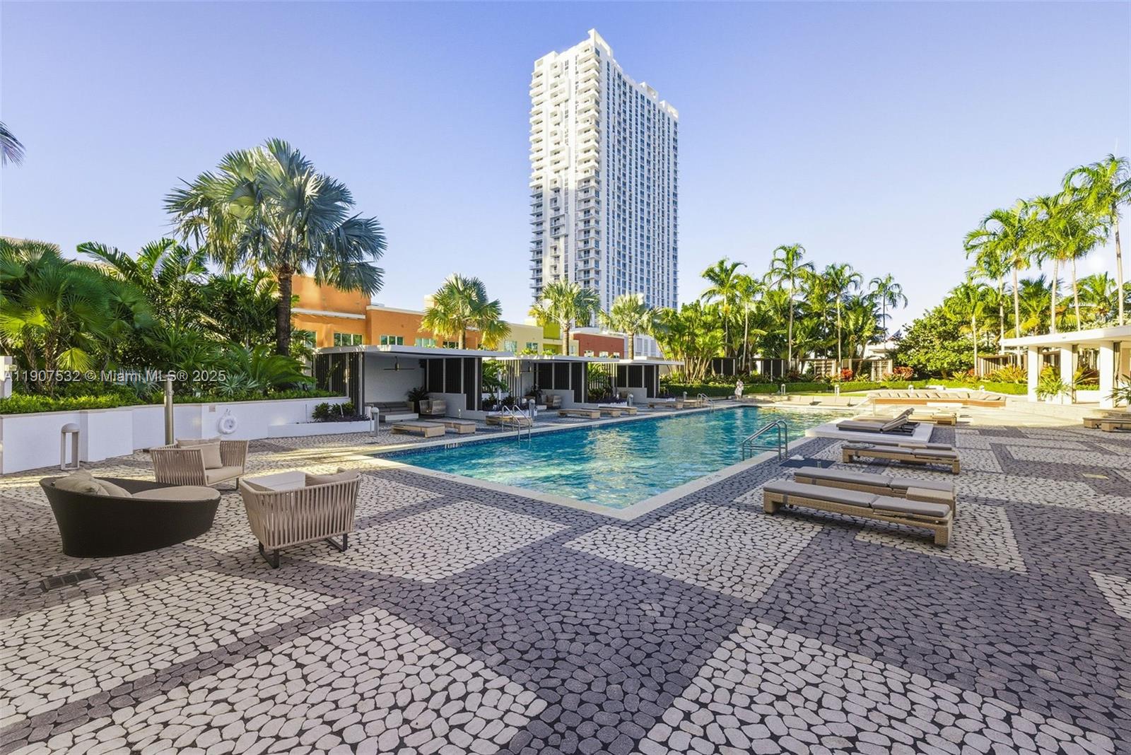 image Paramount Bay Condo31