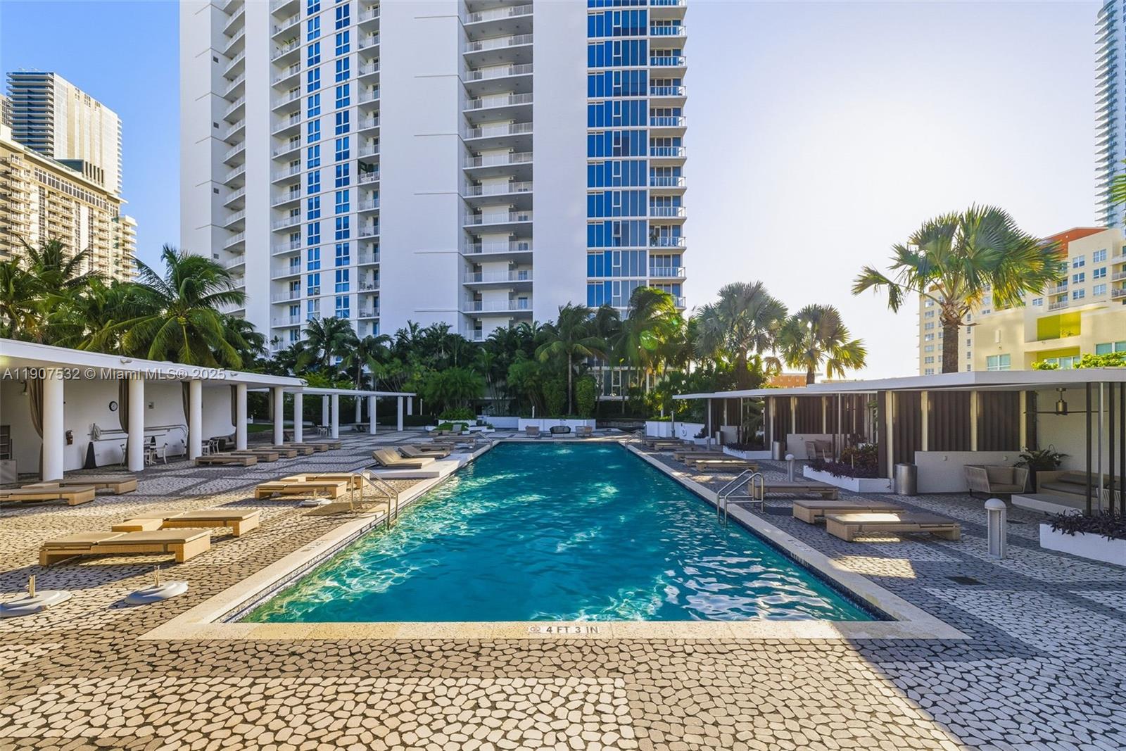 image Paramount Bay Condo33