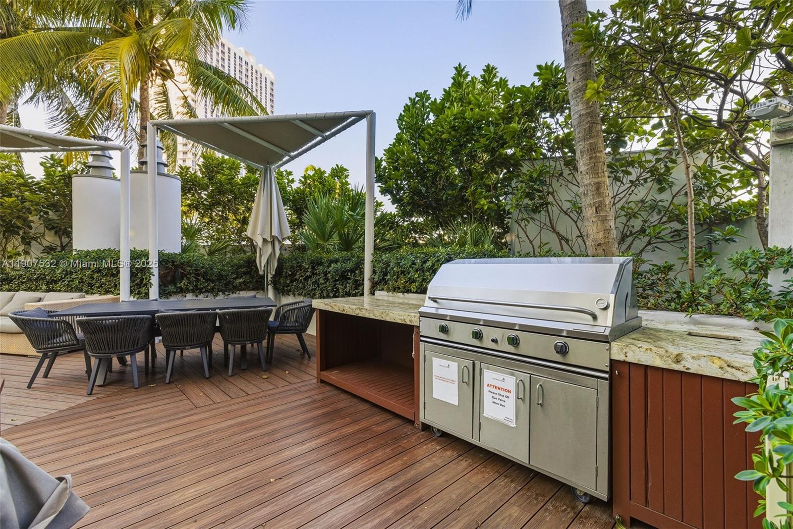 image Paramount Bay Condo39