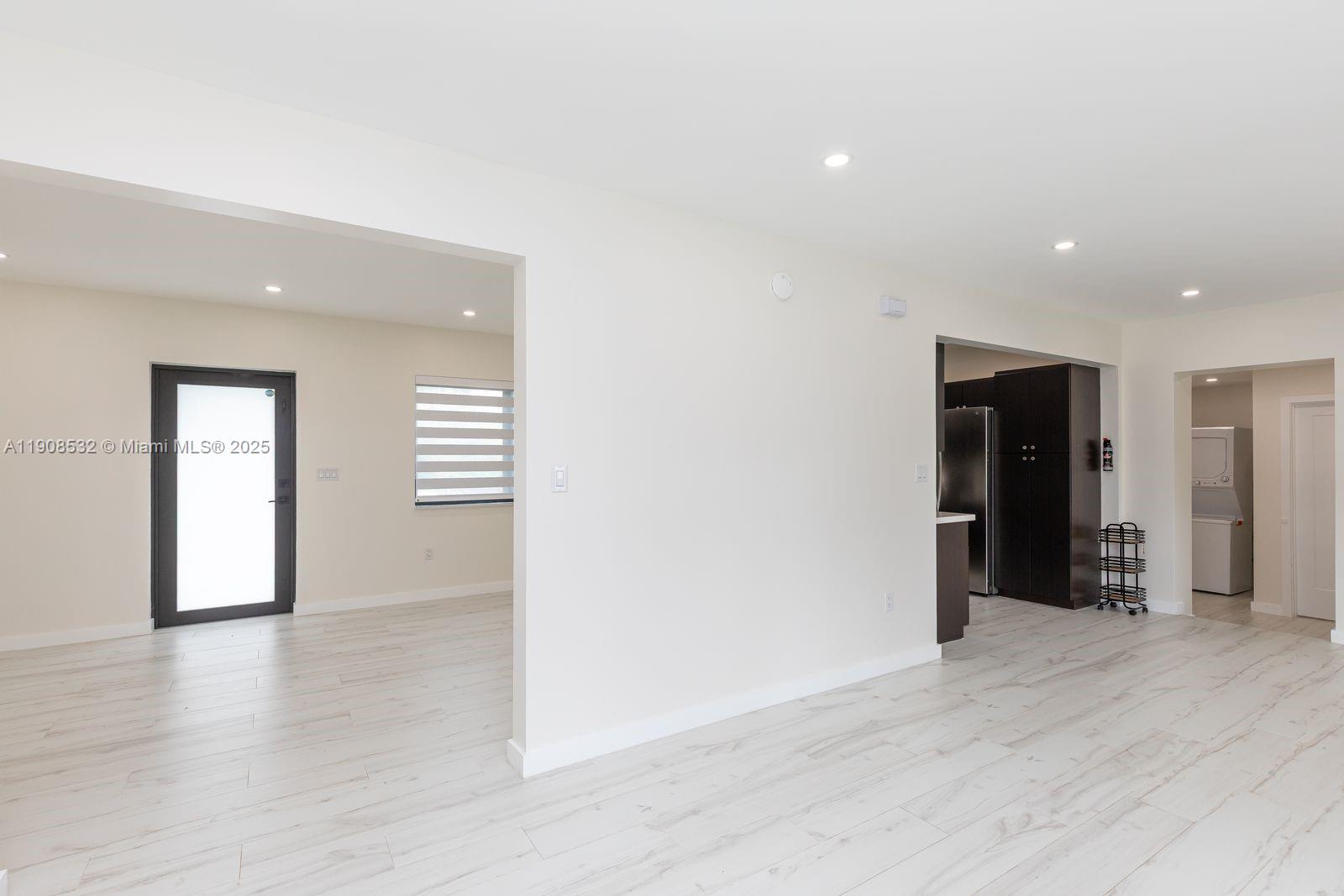 5641 SW 67th Ave South Miami, FL 33143