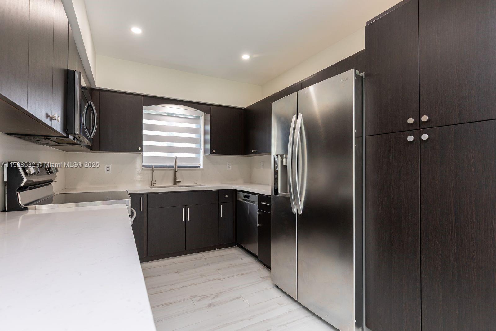 5641 SW 67th Ave South Miami, FL 33143