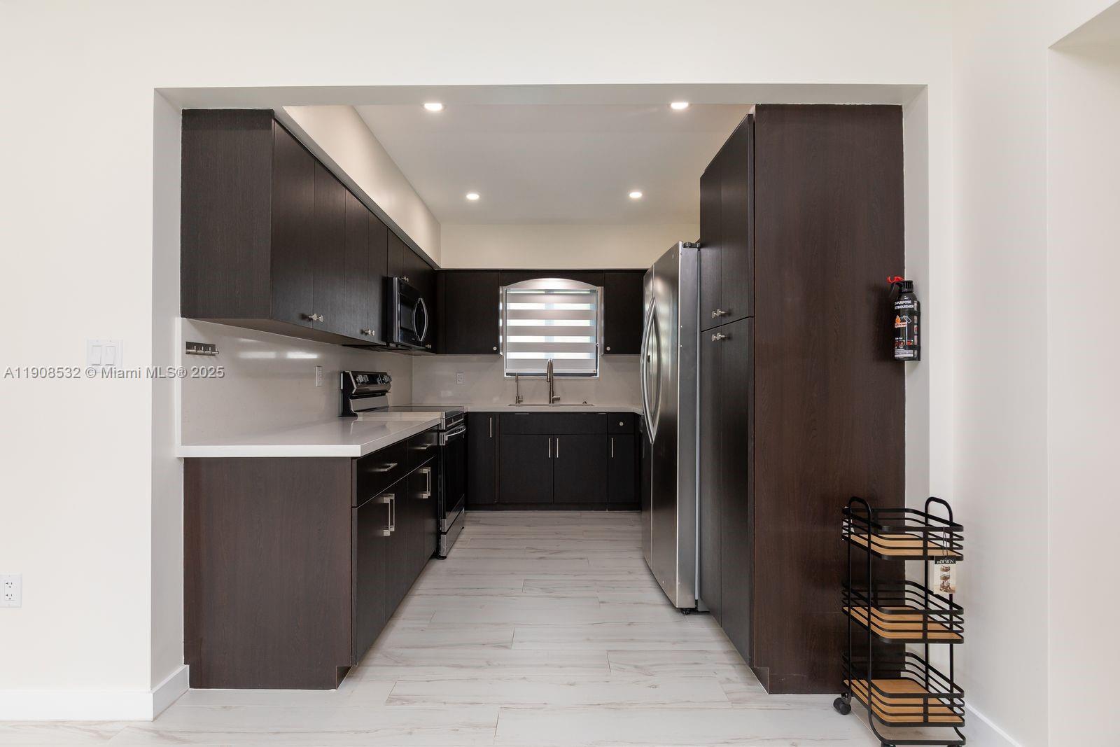 5641 SW 67th Ave South Miami, FL 33143