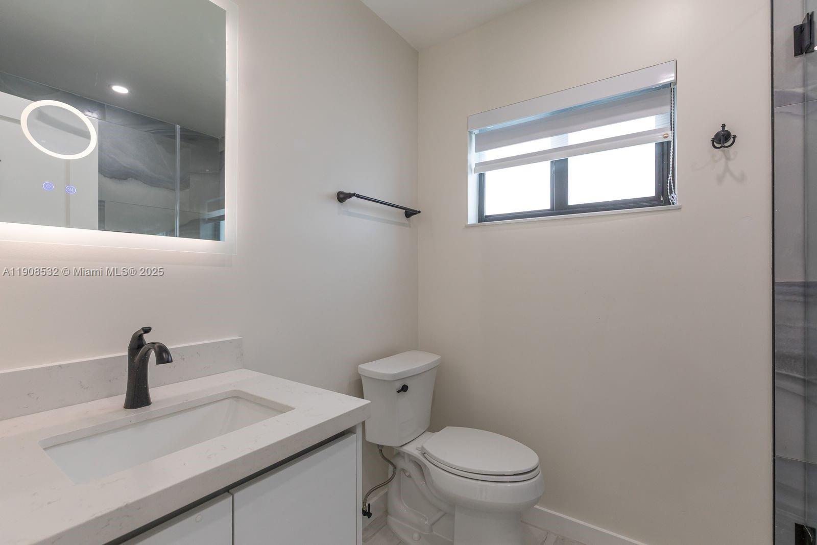 5641 SW 67th Ave South Miami, FL 33143