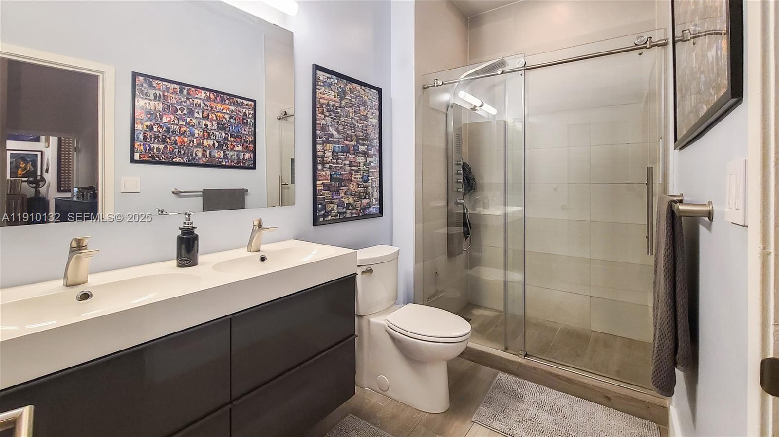 2001 Biscayne Blvd #2117 Miami, FL 33137