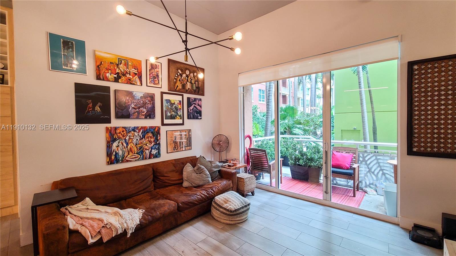 2001 Biscayne Blvd #2117 Miami, FL 33137