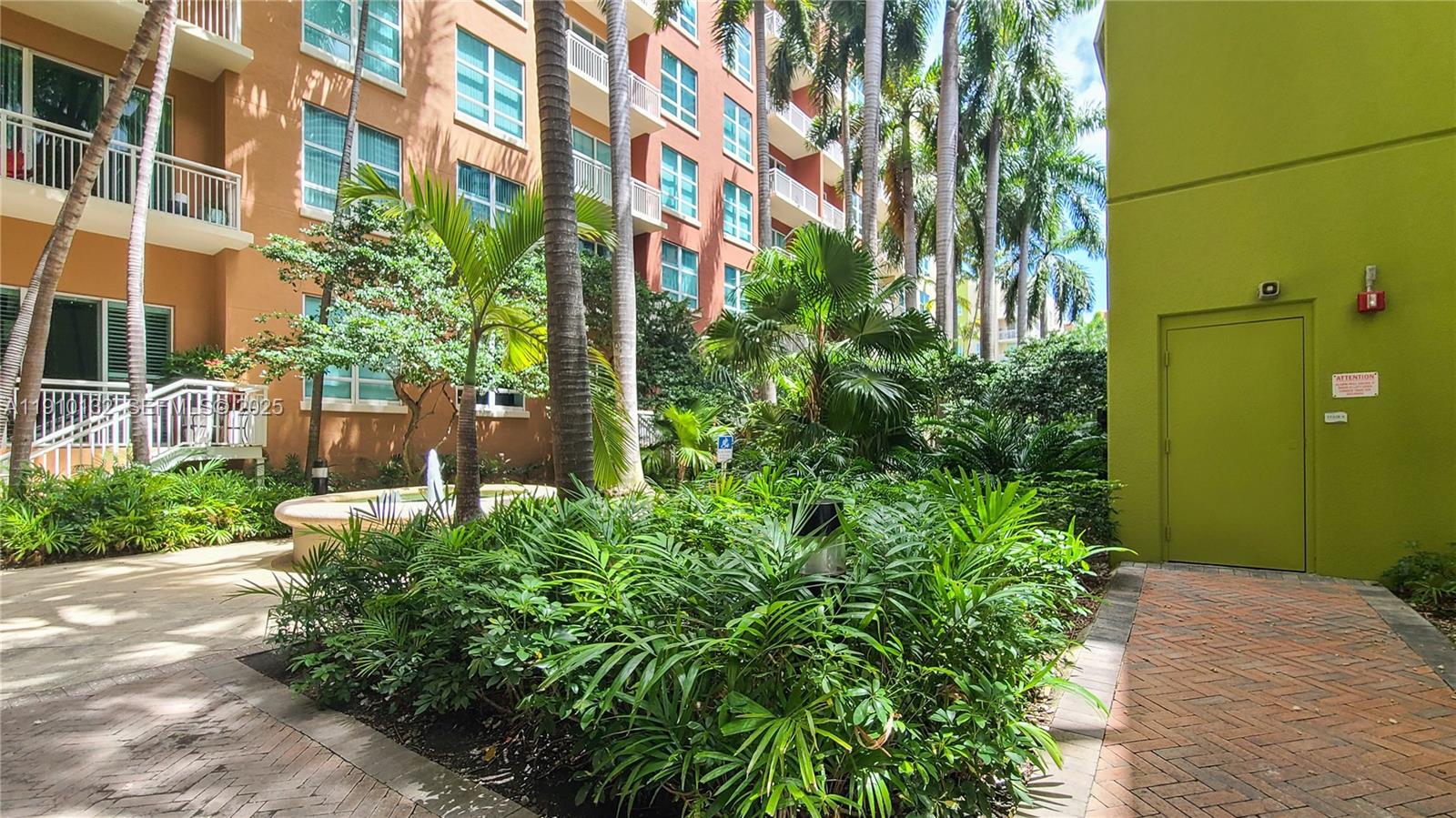 2001 Biscayne Blvd #2117 Miami, FL 33137