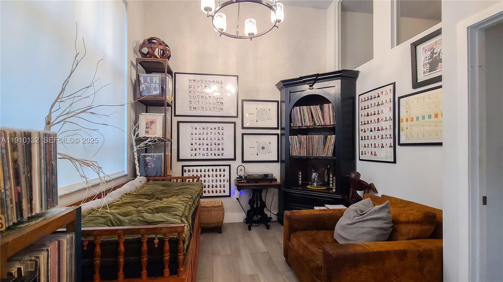 2001 Biscayne Blvd #2117 Miami, FL 33137